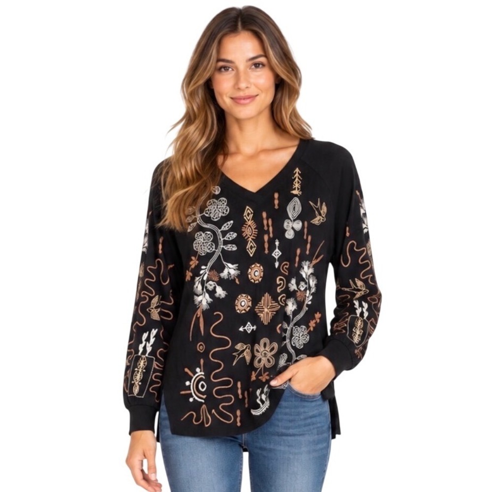 Johnny Was Los Angeles Black Embroidered V-Neck Long Sleeve Top Size M J17024-8